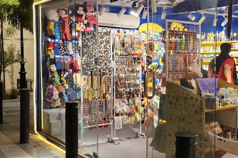 Sultanah Road Shops, Madinah